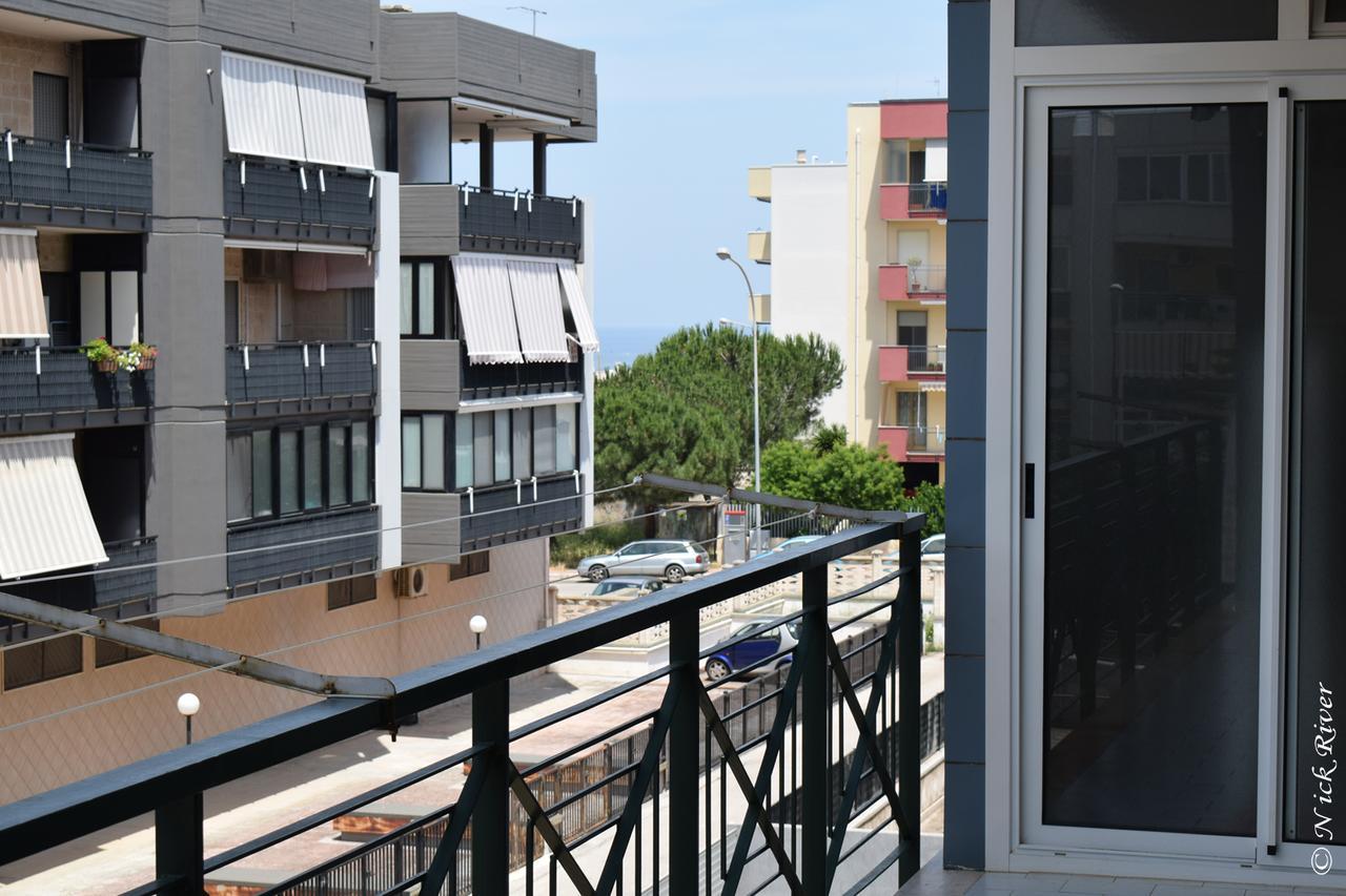 Vacation House A Mola Di Bari Apartman Kültér fotó