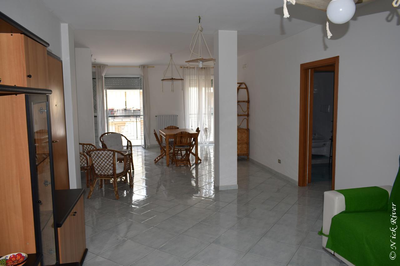 Vacation House A Mola Di Bari Apartman Kültér fotó