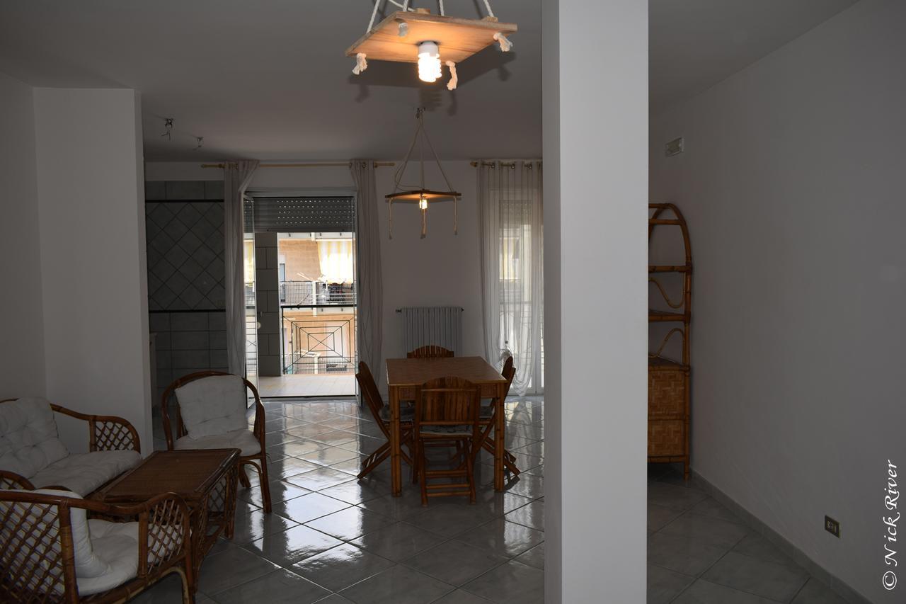 Vacation House A Mola Di Bari Apartman Kültér fotó